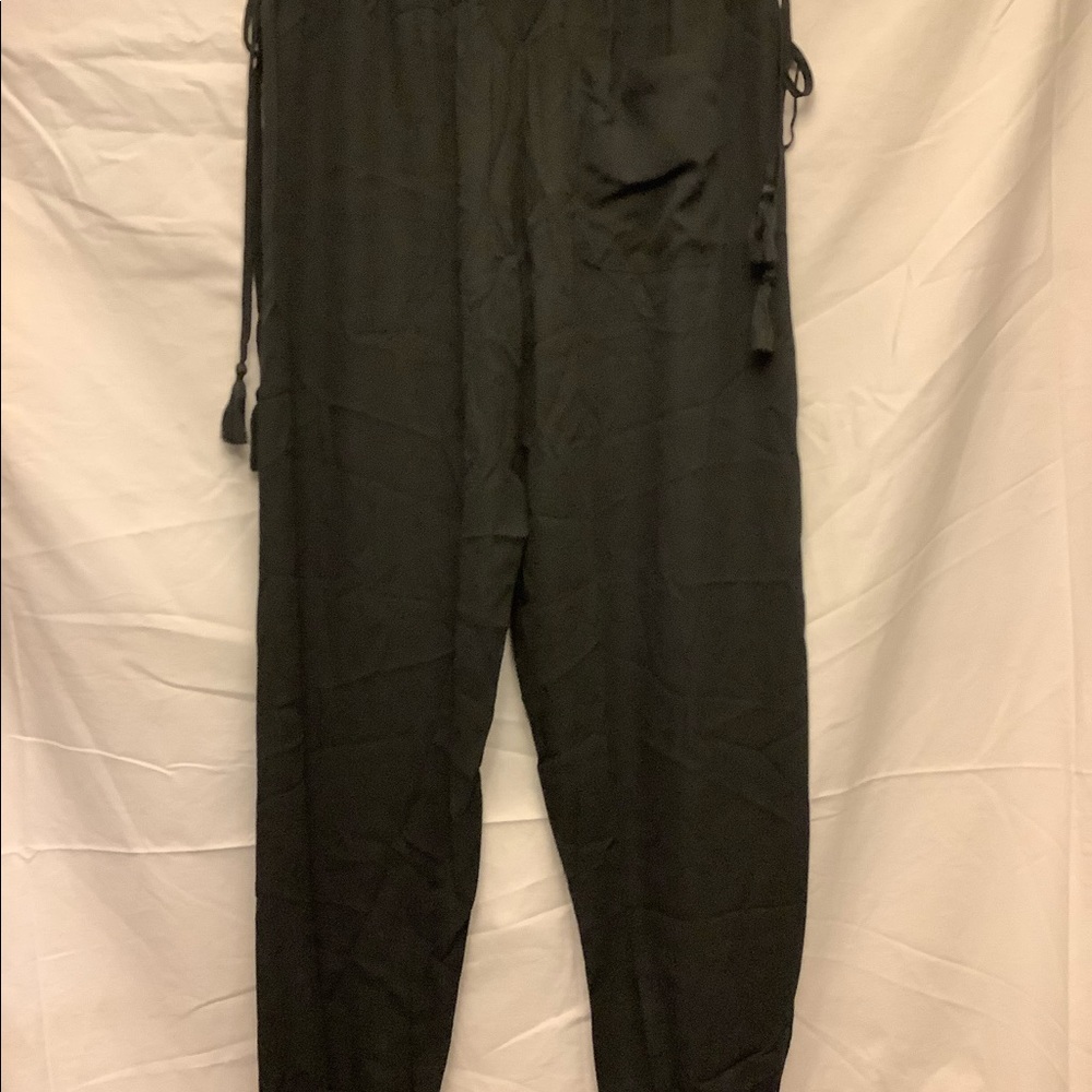 Pants - Picture 2 of 6